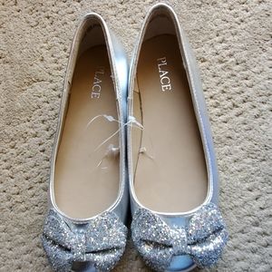Brand new girls silver flat shoes